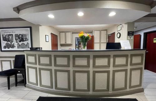 Ithaca Hotel | Super 8 by Wyndham Ithaca