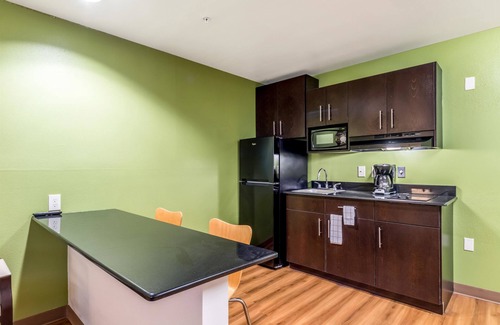 Kenedy Hotel | Super 8 by Wyndham Kenedy