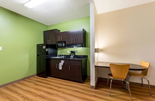 Kenedy Hotel | Super 8 by Wyndham Kenedy