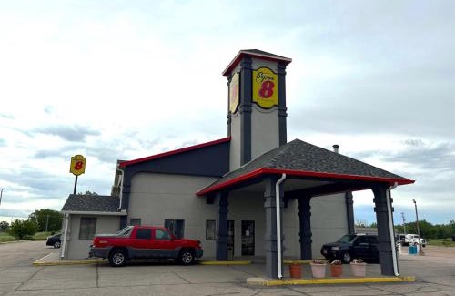 Lexington Hotel | Super 8 by Wyndham Lexington