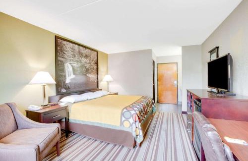 Morrilton Hotel | Super 8 by Wyndham Morrilton