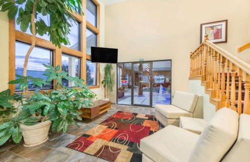 Ottumwa Hotel | Super 8 by Wyndham Ottumwa