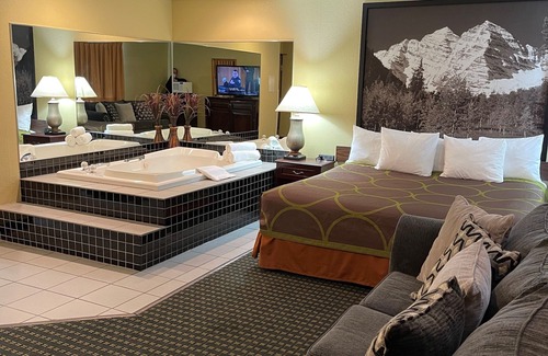 Trinidad Hotel | Super 8 by Wyndham Trinidad
