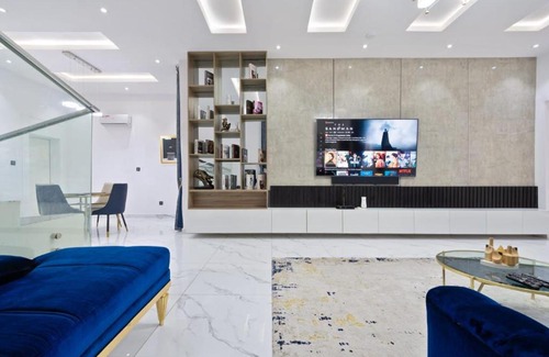 Epetu Apartment | Super Luxury Well Furnished 5 Bedroom Duplex With games and cinema