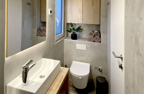 Nykobing Falster Boat Rental | Super modern Houseboat in the heart of Nykøbing F. with all modern facilities