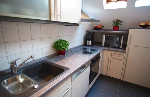 Marbach am Neckar Apartment | Super nice, 2 room apartment. 10Km to Ludwigsburg, 20Km to Stuttgart