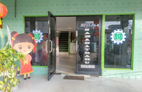 Singkawang Hotel | Super OYO 3098 Hotel Sahabat Baru