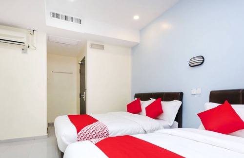 Setia Tropika Hotel | Super OYO 494 EG Hotel