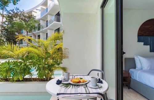 La Veleta Condo | Super Studio Laguna C 106