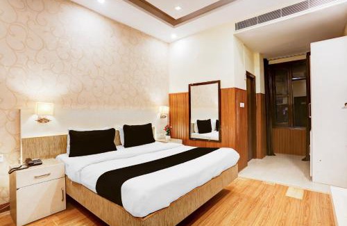 Thanesar Hotel | Super Townhouse Brahma Sarovar Formerly Krishna mahal