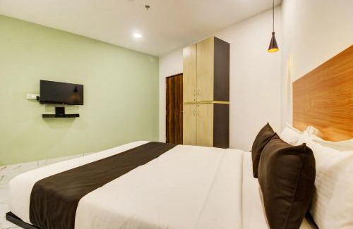 Banjara Hills Hotel | Super Townhouse Rcc Hotel Banjara Hills