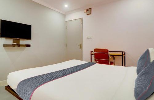 SR Nagar Hotel | Super Townhouse SR Nagar Near RCC Premier