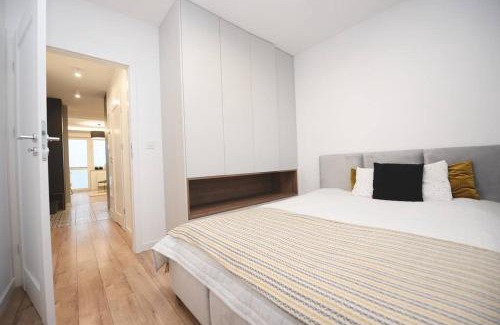 Rzeszow Apartment | SuperApart B. Karoliny 25