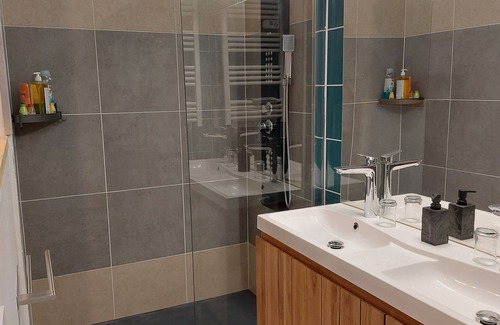 Nestier Bed & Breakfast | Superb 1785 guesthouse, whirlpool bath, massages