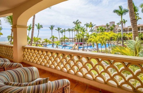 Zona Hotelera Apartment | Superb 3-Bed/3-Bath Luxury San Jose del Cabo Condo