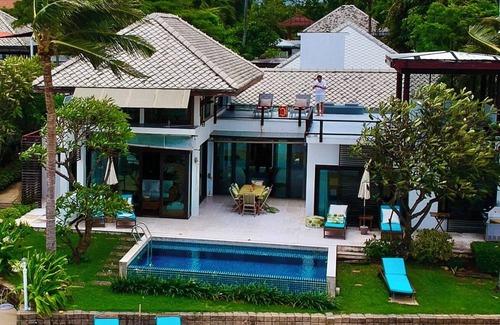 Rayong Villa | Superb 4 bedroom villa on the beach with a private swimming pool .