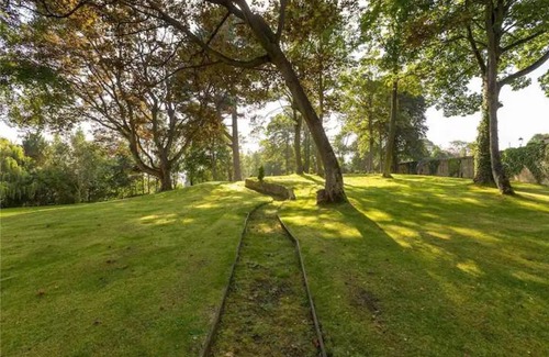 Inveresk House | Superb 5 bedroom Villa 16 mins from City Centre