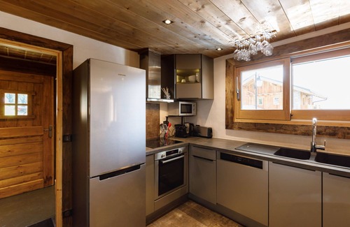 Champagny-en-Vanoise Apartment | Superb accommodation, outdoor jacuzzi, view, sauna