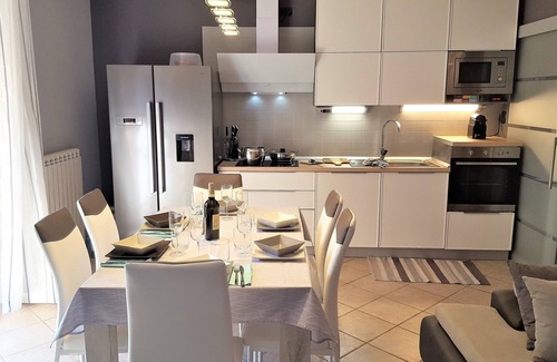 Moniga del Garda Apartment | Superb apartment in the center of Moniga with WIFI
