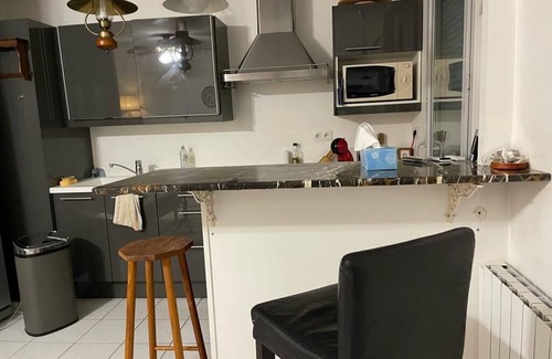 Etampes Condo | Superb apartment in downtown residence