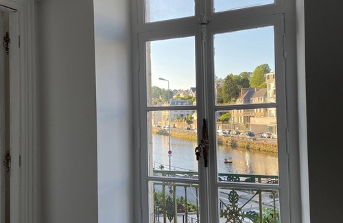 Morlaix House | Superb apartment with full view of Morlaix harbour