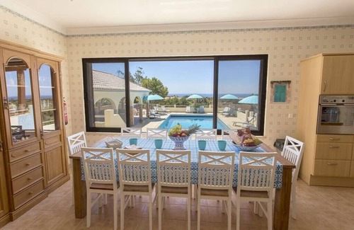 Lagoa e Carvoeiro Villa | Superb Carvoeiro Villa | Quinta dos Loendros | 10 Bedrooms | Pool Table |.