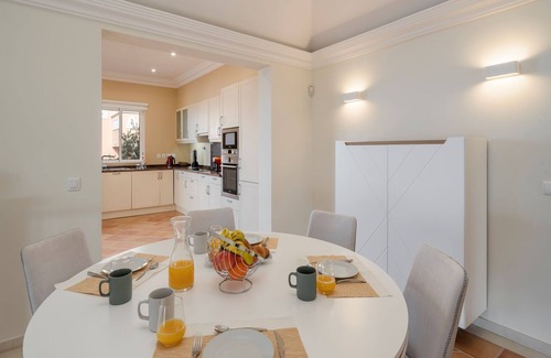 Sao Goncalo Villa | Superb Funchal Villa | Palheiro Ocean Vila | 3 Bedrooms | Sea & City Views