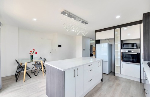 Mangere House | Superb Holiday Home near Airport