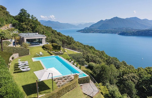 Stresa Villa | Superb modern villa with pool and sweeping views over the lake! - Villa Falcone