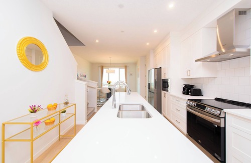 Calgary House | Superb Newly Built 3 bedroom Home in North West Calgary