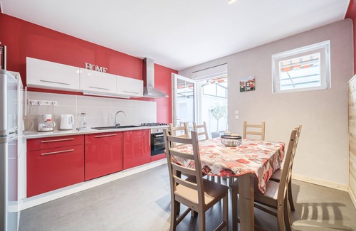 Sigolsheim Apartment | Superb renovated apartment with terrace