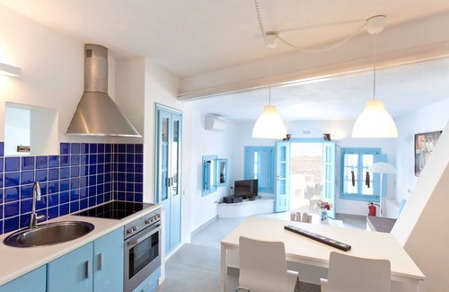 Kamari Villa | Superb Santorini Villa | 1 Bedroom | Villa Erato | Wonderful Aegean Sea Views.