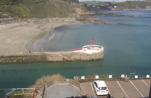 West Looe Apartment | Superb sea views and great location