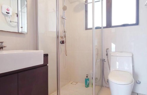 Central District Apartment | SUPERB SEAVIEW ROYAL STRAND DANGA BAY COUNTRY GARDEN