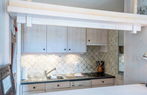 Verbier Apartment | Superb two rooms apartment partially renewed. It is composed of a bedroom with a double bed, a ba