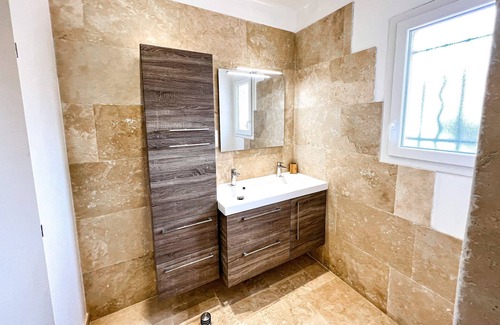 Gonfaron Villa | Superb villa T5