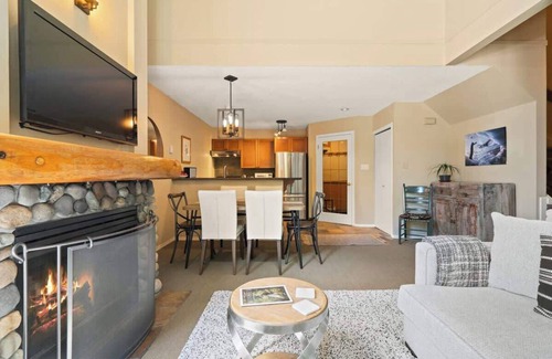 Upper Village House | Superb Village Location! Walk to Skiing, Parking