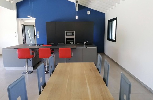 Iholdy House | Superbe Maison Neuve en Pleine Campagne