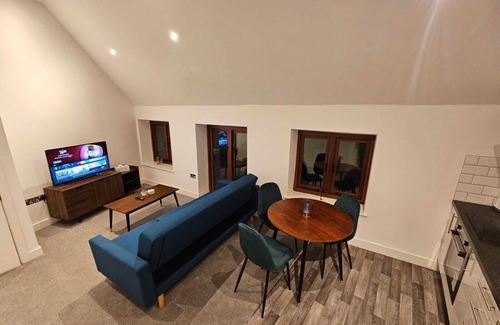 Amesbury Apartment | Superior 1 Bed Apartment Amesbury Town Centre, Stonehenge