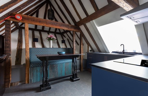 Heybridge Apartment | Superior 1 bedroom apartment - The D'arcy Suite