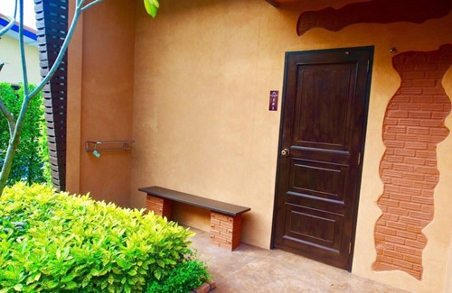Hua Hin Villa | Superior access to the pool