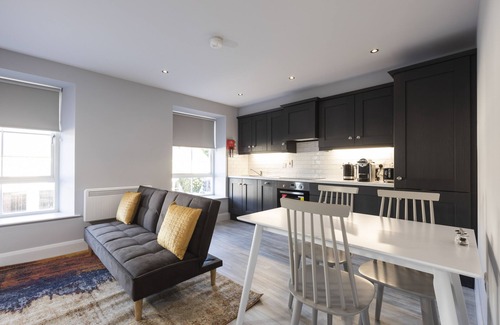 Donaghmore Apartment | Superior Apartment with Street View at Rooms at the Lower House