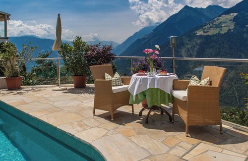 Schenna Apartment | Superior apartment with terrace and wonderful panoramic view
