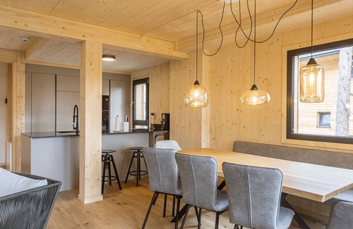 Turracher Hohe Ski Chalet | Superior Chalet # 18 with Sauna & Hot Tub