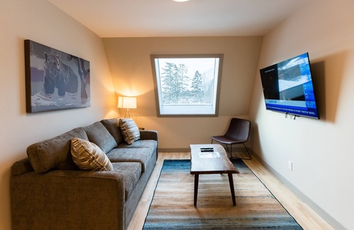 Banff Apartment | Superior King Two Bedroom Apartment