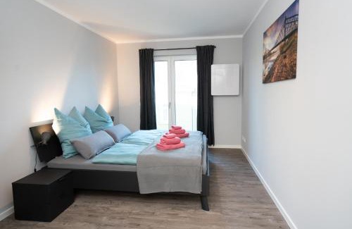 Friedrichstadt Apartment | Supreme City Dream mit Terrasse und Parkplatz - 110m²