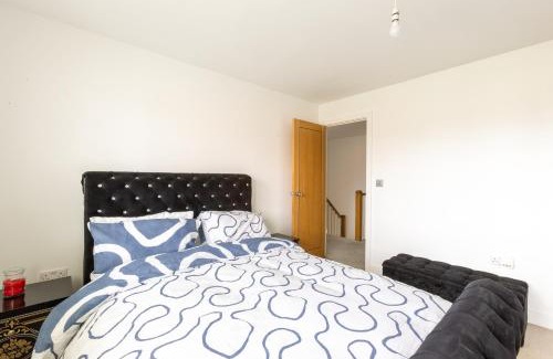Sheerness Apartment | Supreme Class Properties