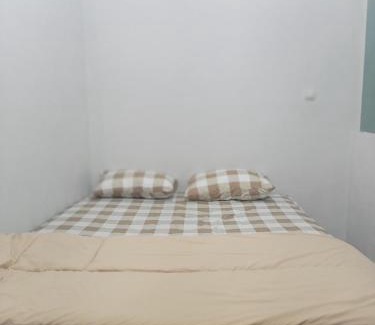 Sedati House | Surabaya Homestay Golden Rose Juanda