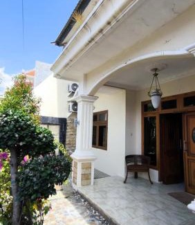 Gubeng House | Surabaya Homey Dharmahusada