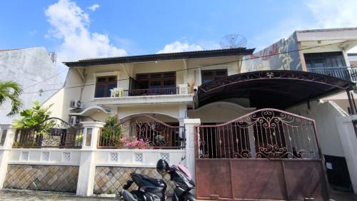Gubeng House | Surabaya Homey Dharmahusada
